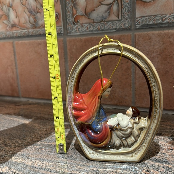 Nativity Scene Ornaments - 3 pieces - Picture 3 of 13